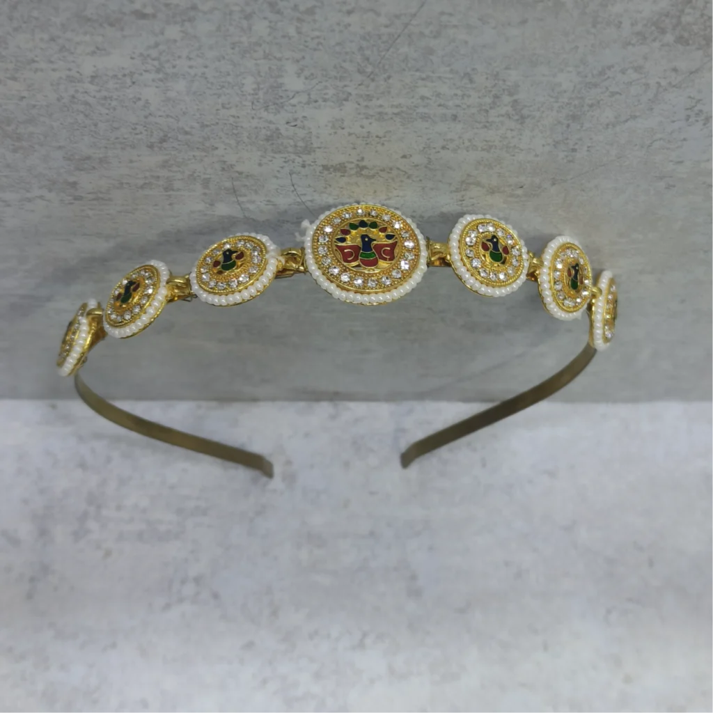 Kundan Studded Gold Plated Handcrafted Hairband For Women