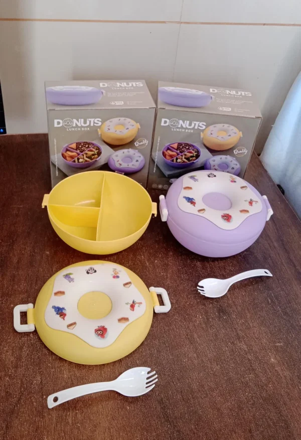 Donut Shaped 3 Compartment Lunch Box - Image 9